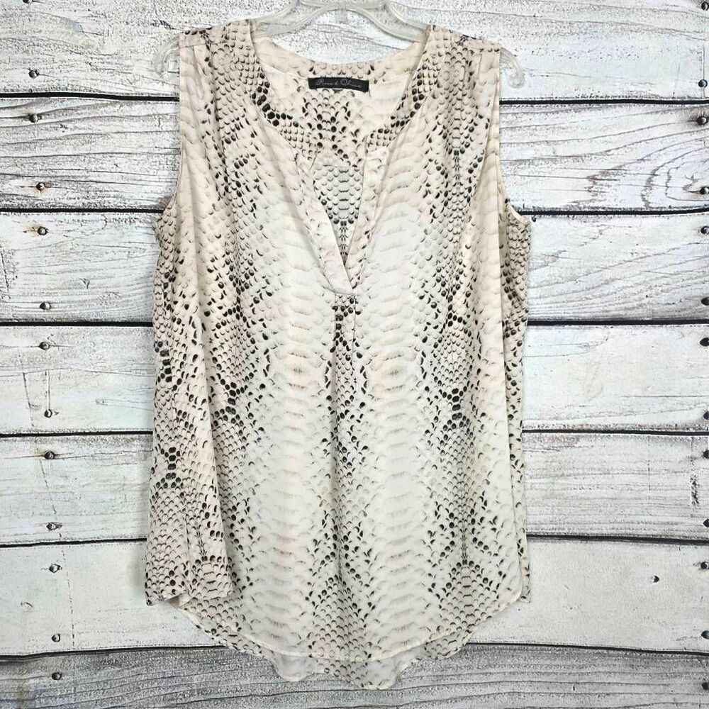 Rose & Olive Sleeveless Snake Print Blouse M